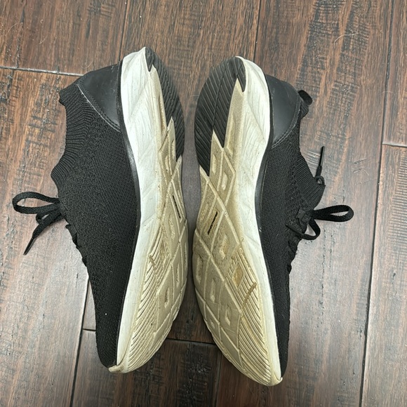 Sneakers - Picture 2 of 2